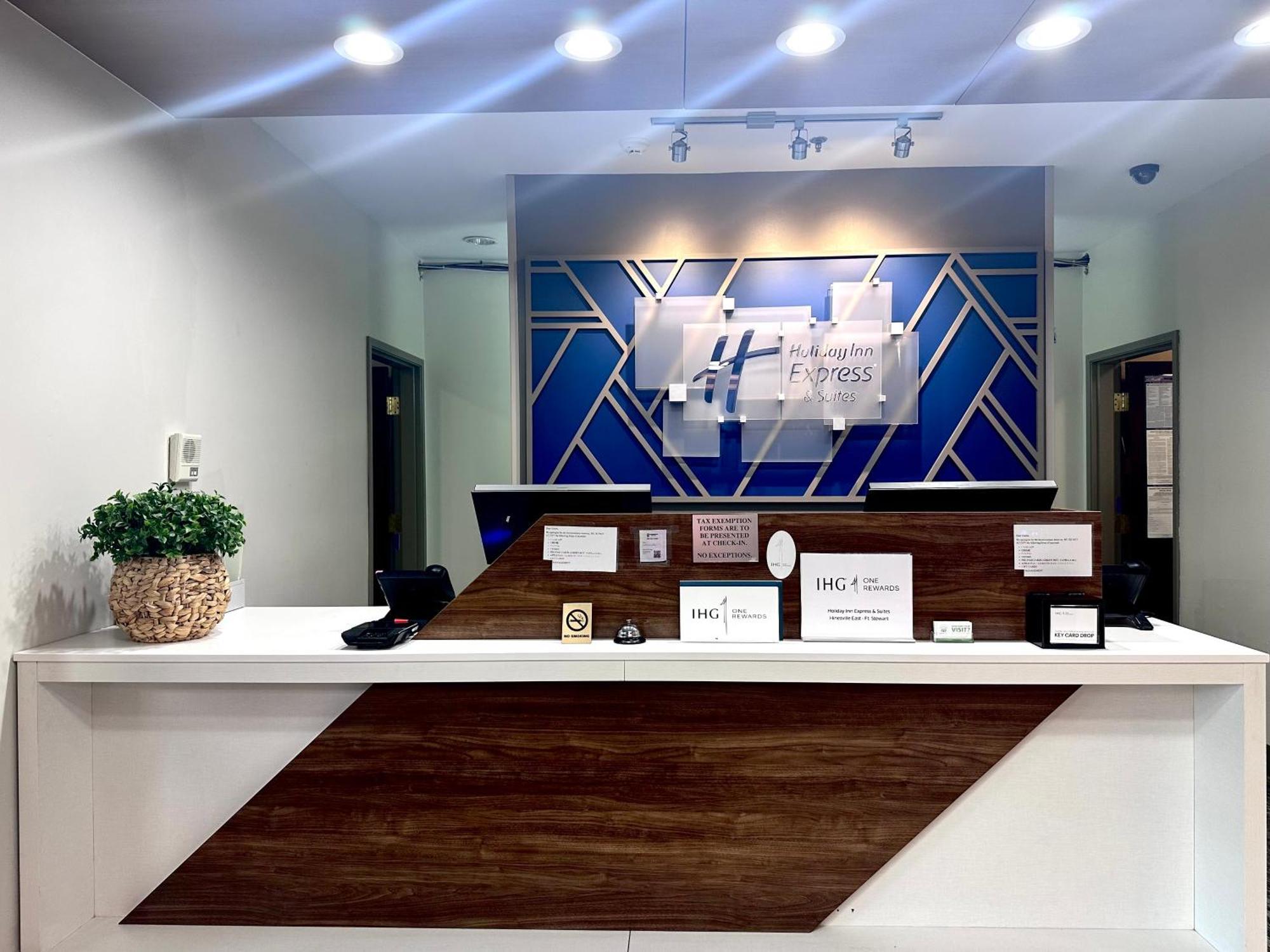 Express & By Ihg Hotel
