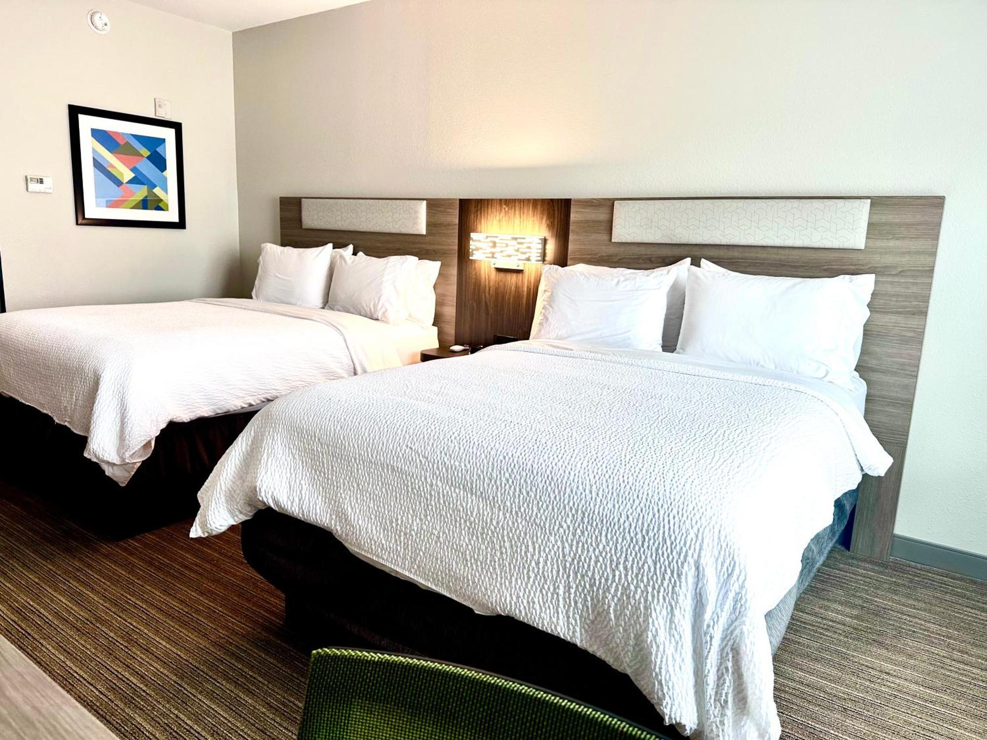 Express & By Ihg Hotel Hinesville