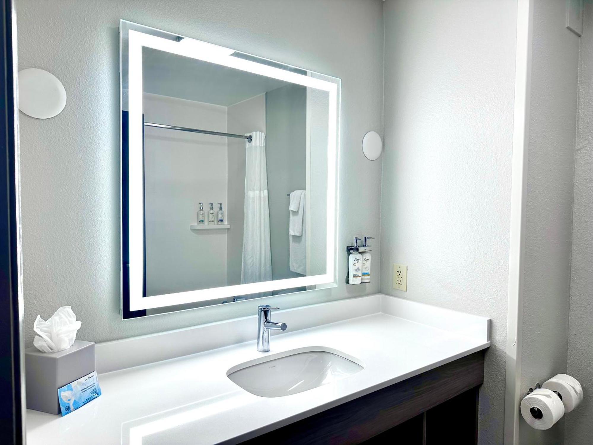 Express & By Ihg 2* Hinesville