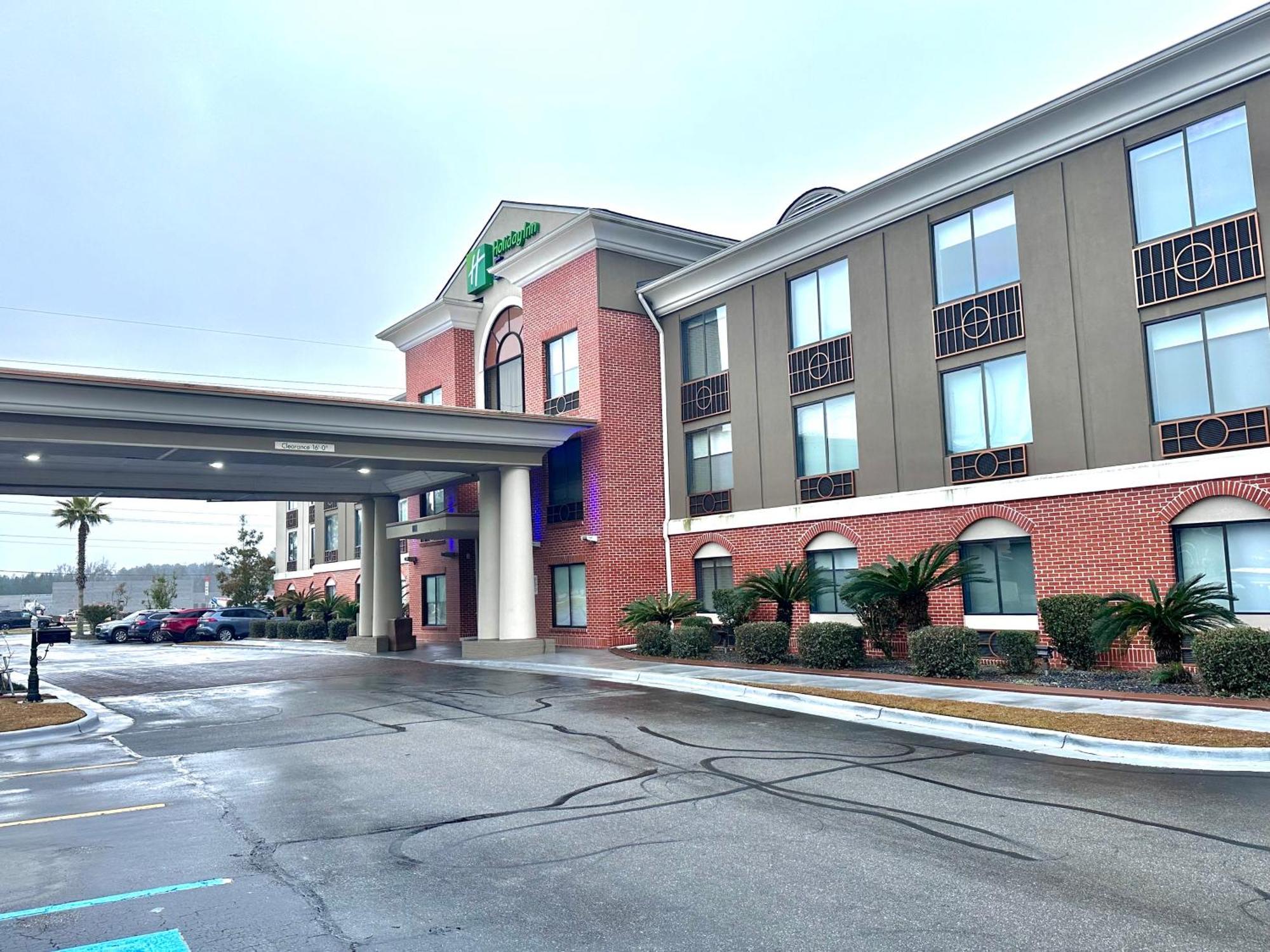 Express & By Ihg Hotel Hinesville