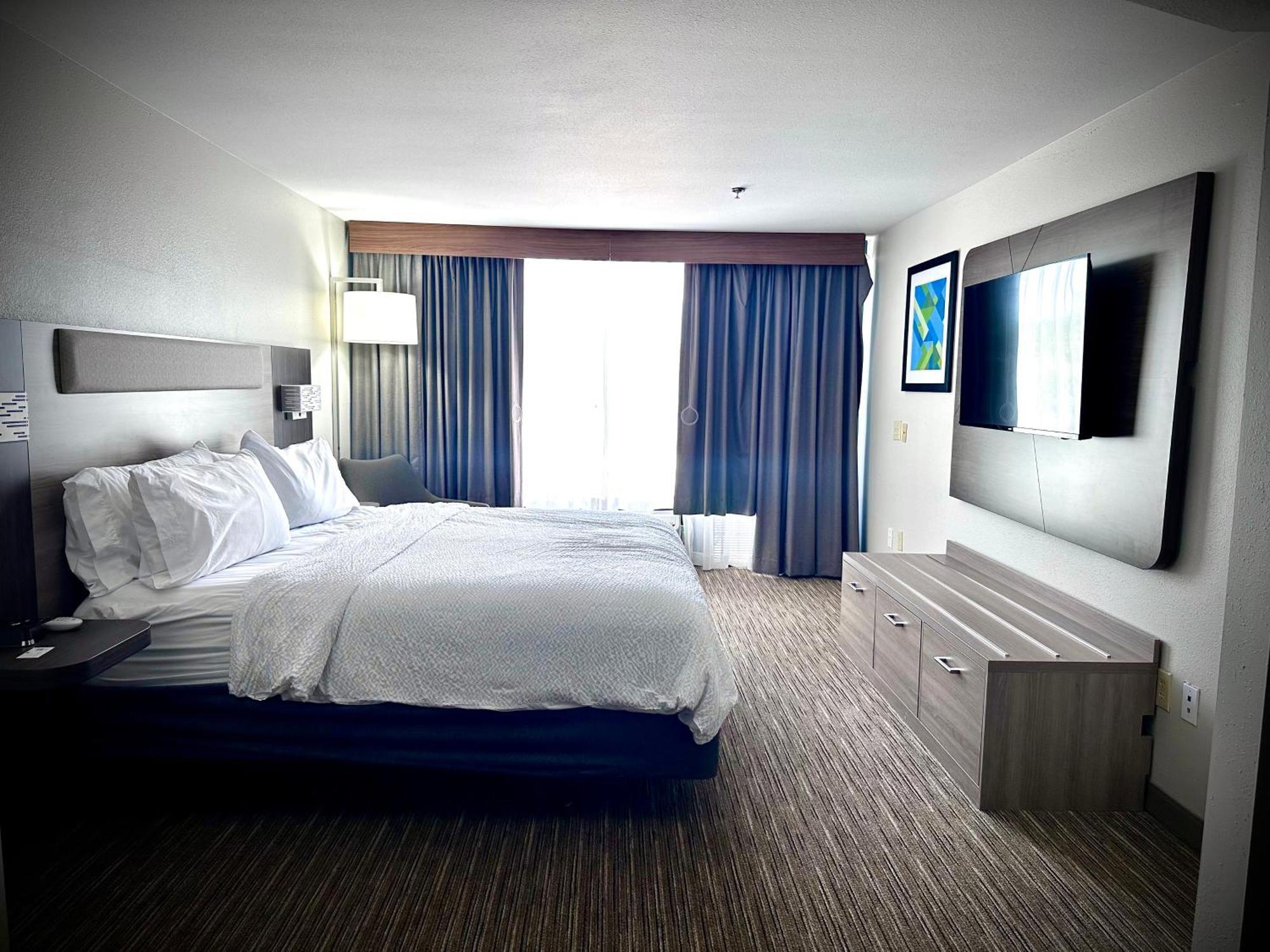 Express & By Ihg Hinesville