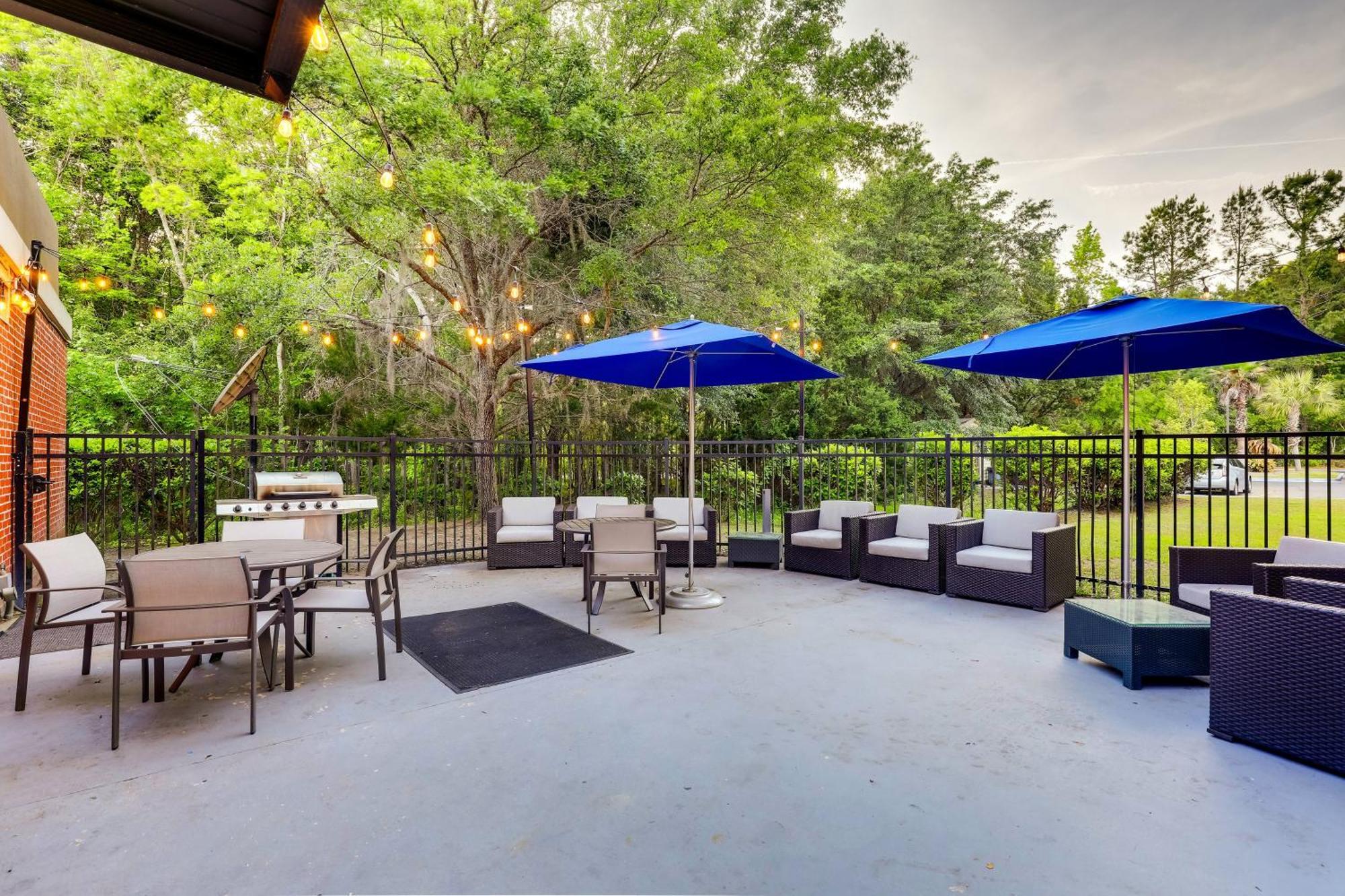 Express & By Ihg Hotel Hinesville