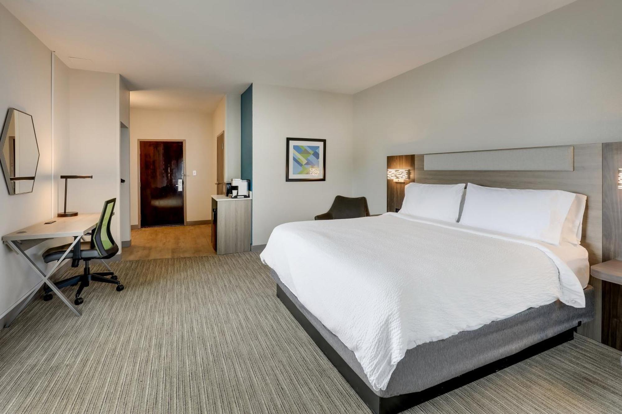 Express & By Ihg Hinesville
