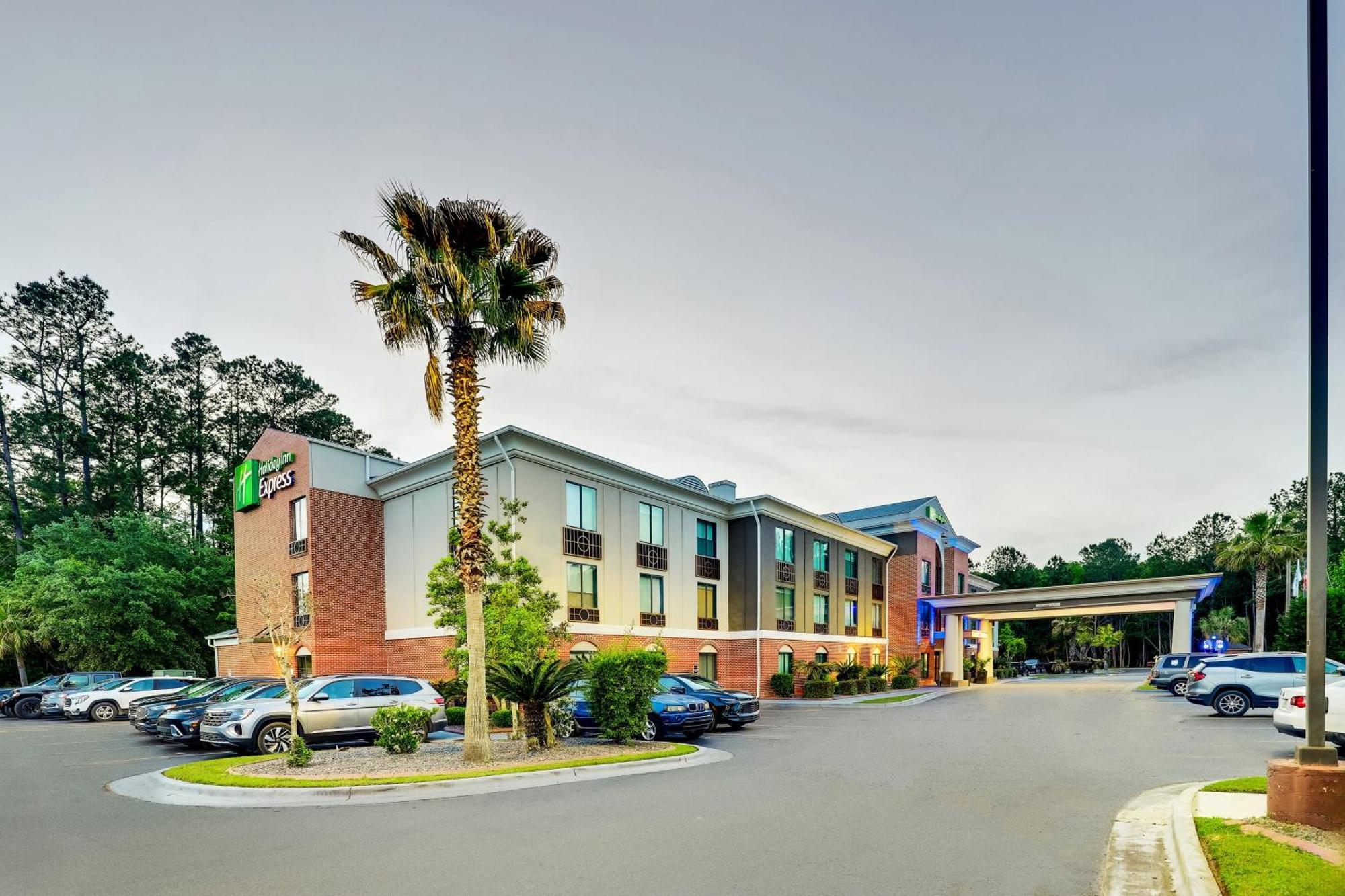 Express & By Ihg 2* Hinesville