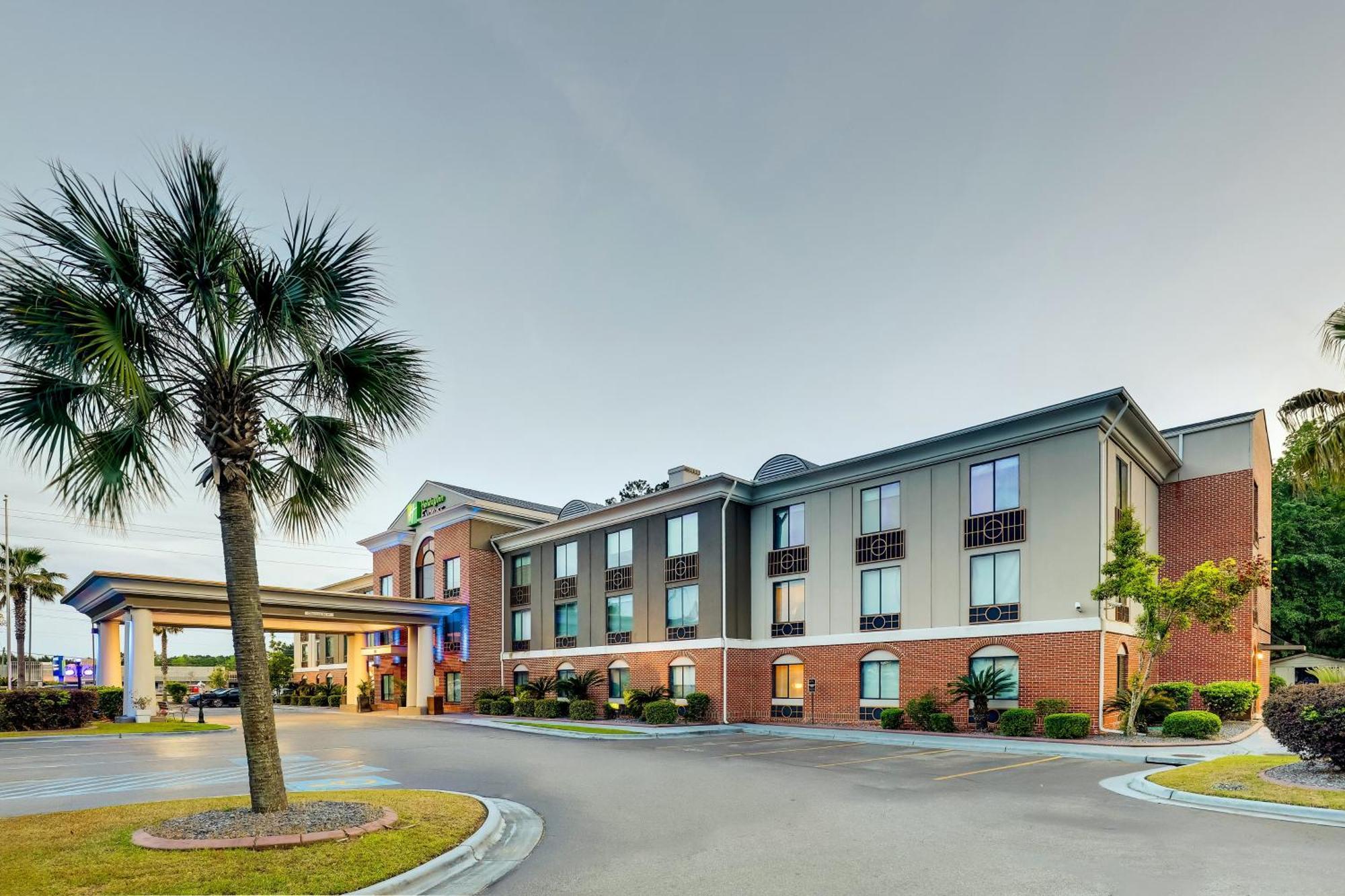 Express & By Ihg
